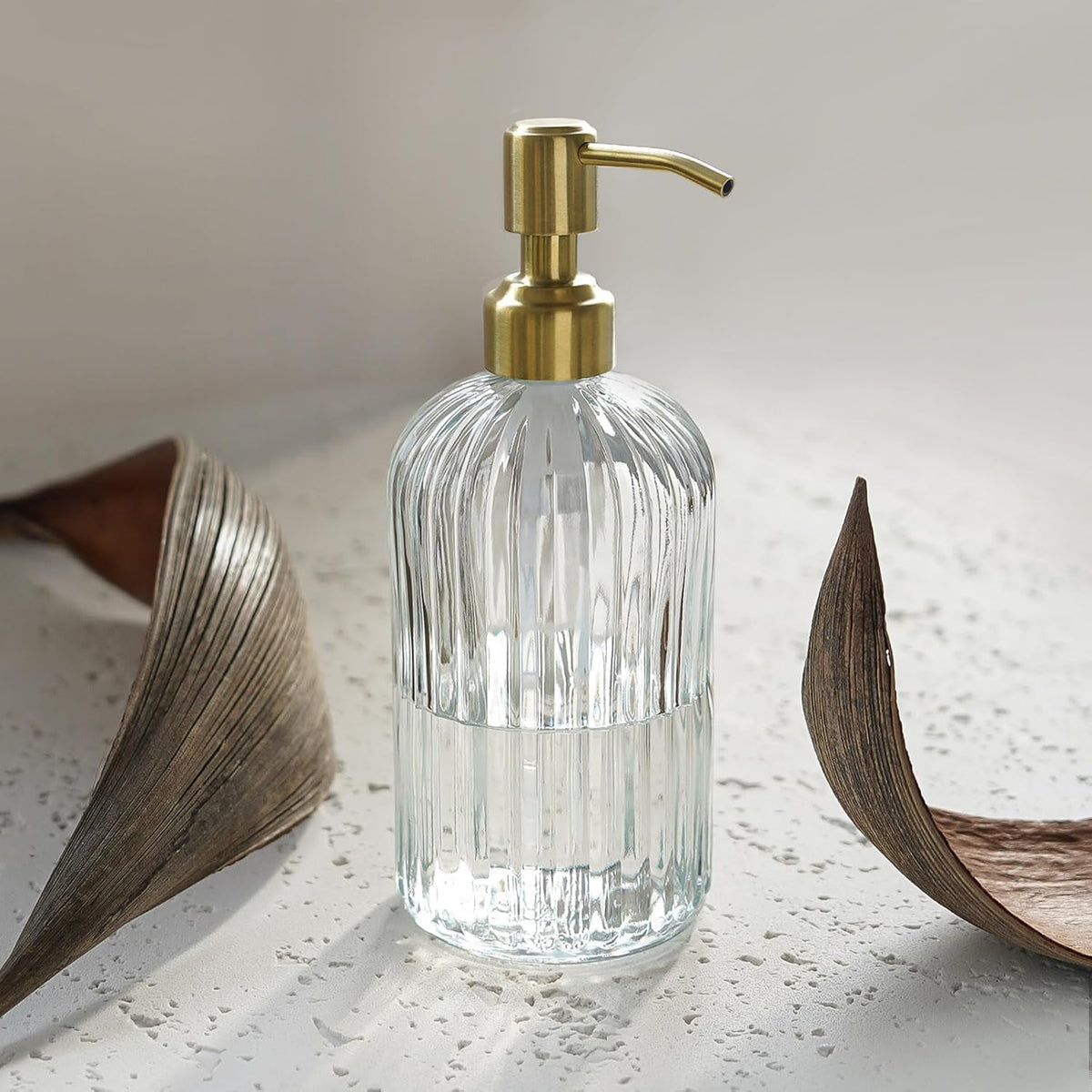 JASAI 18Oz Glass Soap Dispenser with Golden Pump for Kitchen,Refillable Liquid Hand soap Dispenser with Vertical Stripe, Clear Soap Dispenser Bathroom for Hand soap, Dish Soap, Lotion