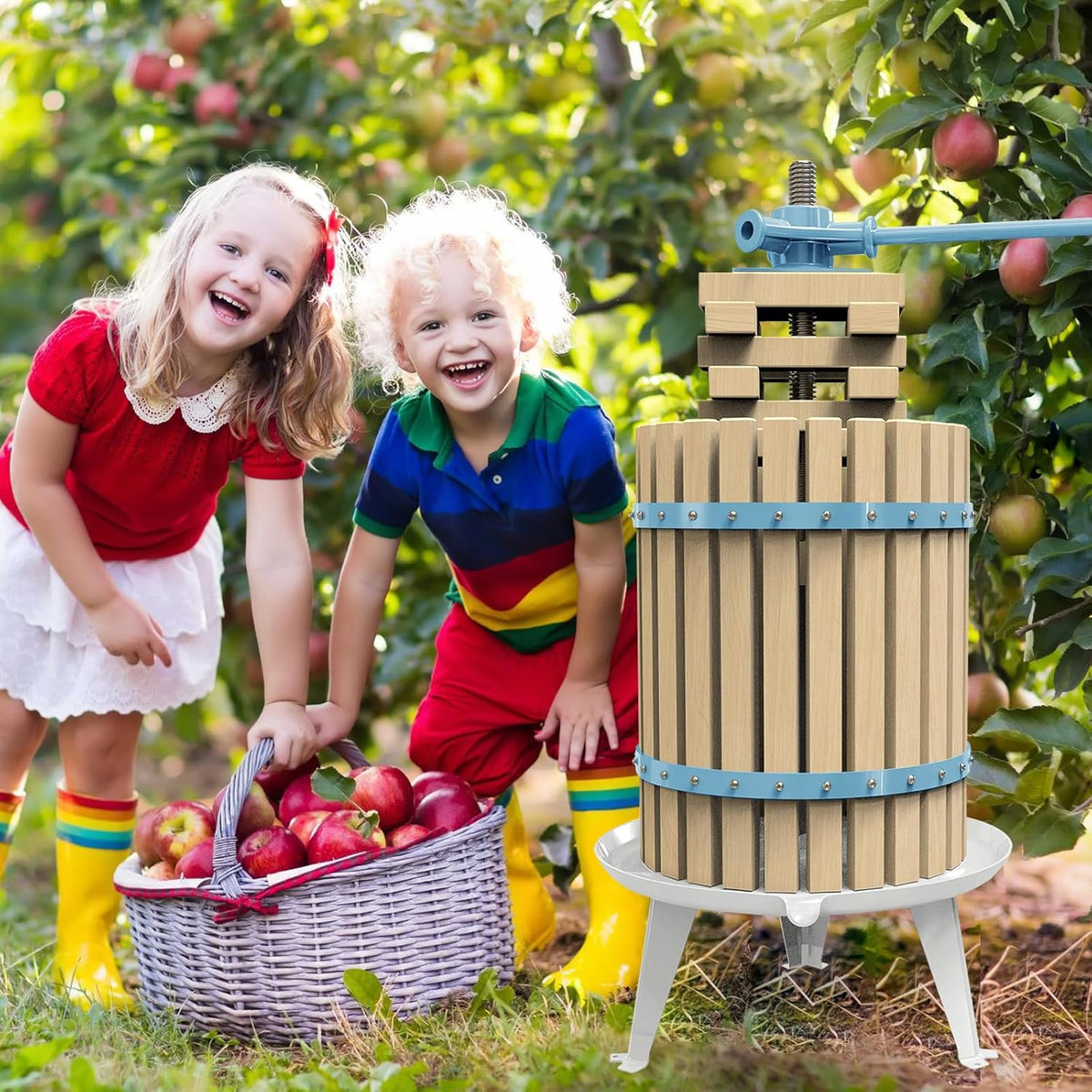 SQUEEZE master Fruit Apple Cider Wine Classic Press-Blue-4.75 Gallon/18L-Solid Wood Basket-Vintage traditional juicer-Pole Handle Bar for Juice,Wine,Cider-1 free filter bag included