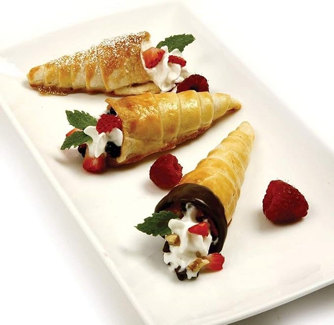 Joyeee 12 Pack Small Cream Horn Molds Stainless Steel, 3.4 Inch Mini Size Cone Shaped Cream Horn Forms with Cleaning Brush, Baking, for Christmas Party, Wedding Desserts, Festive Dinners