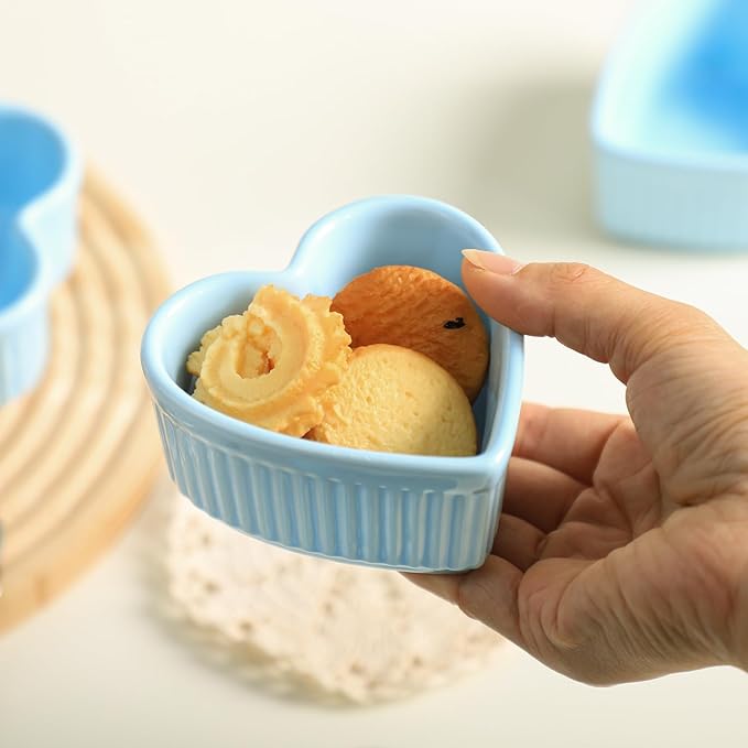 Sizikato Heart-Shaped Porcelain Souffle Dishes, Ramekins - 3.5 Inches for Souffle, Creme Brulee and Dipping Sauces - Set of 4