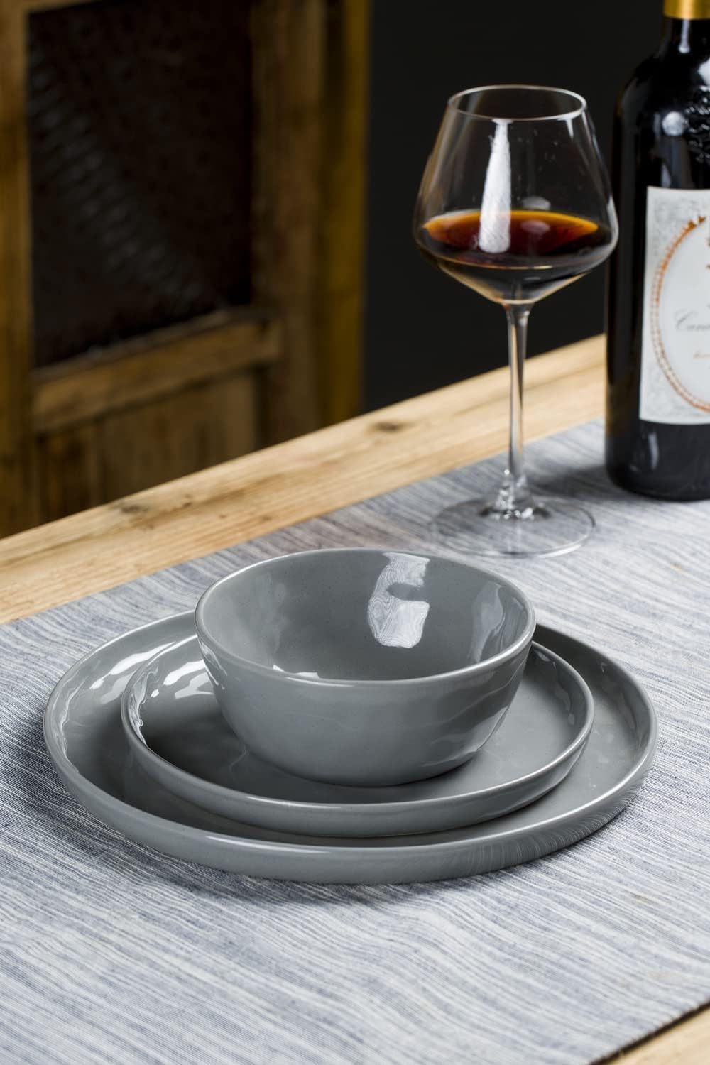 Famiware Mars Plates and Bowls Set, 24 Pieces Dinnerware Sets, Dishes Set for 8, Dark Gray