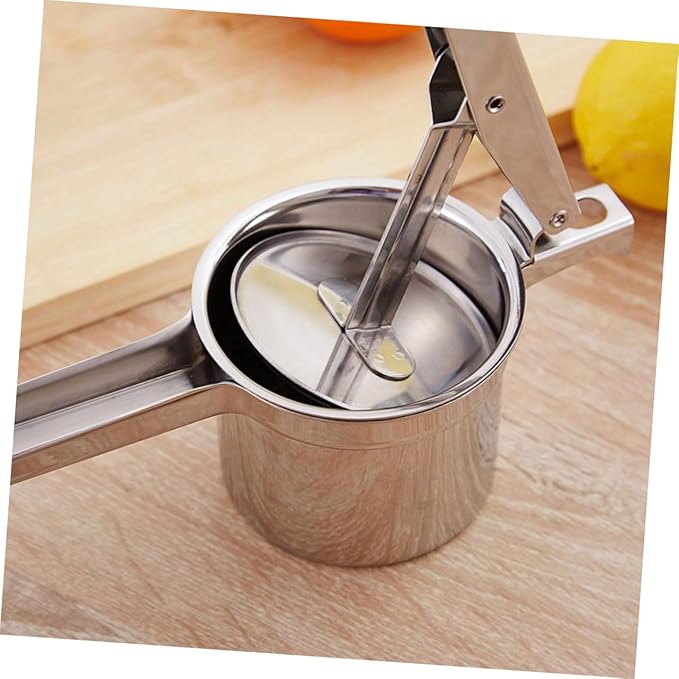 Manual Lemon Juicer Citrus Press Long Handle Stainless Steel Dishwasher Safe for Household Use