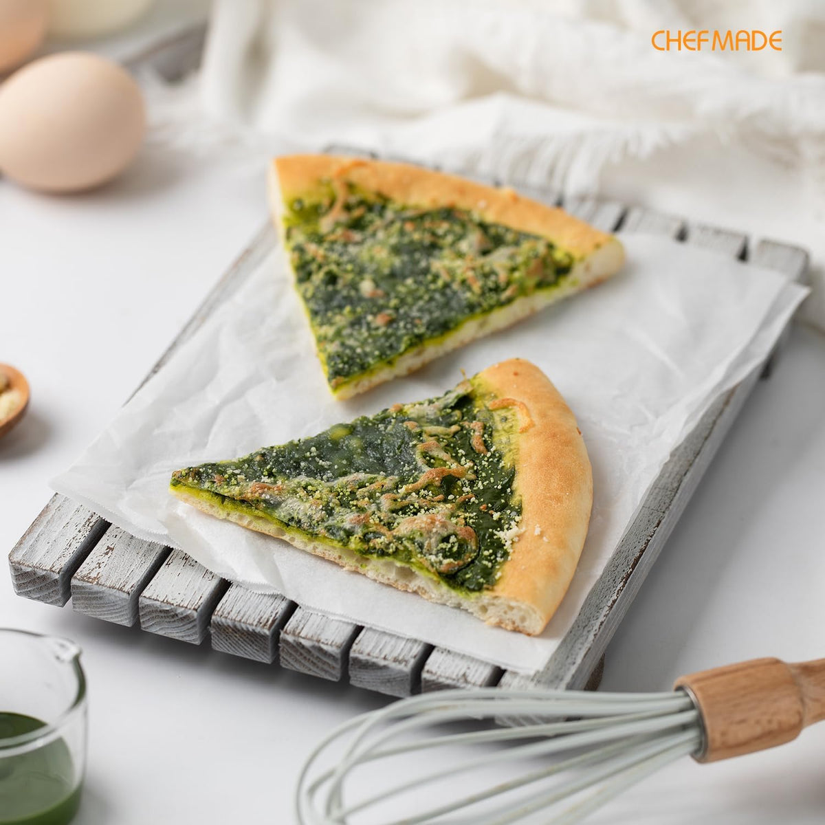 CHEFMADE Round Cake Pan, 10-Inch Non-Stick Pizza Pan and Pie Bakeware for Oven Baking (Green)