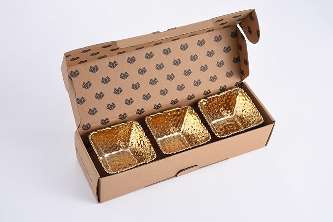 ampa Bay Gold Porcelain Entertaining Set, 3 Square Snack Bowls with Wood Tray