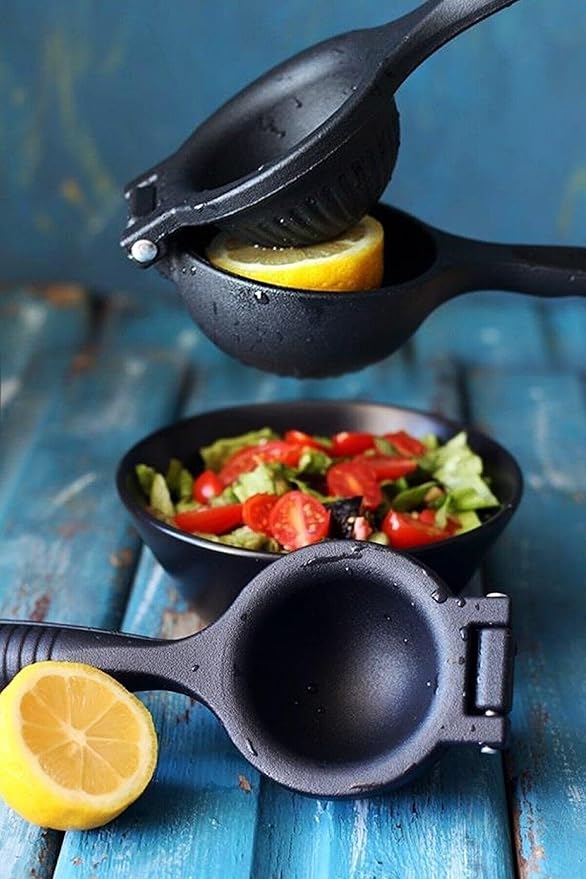 Manual Citrus Juicer Cast Iron Orange Squeezer Heavy Duty Hand Press for Maximum Juice Output, Effortless Use - Black