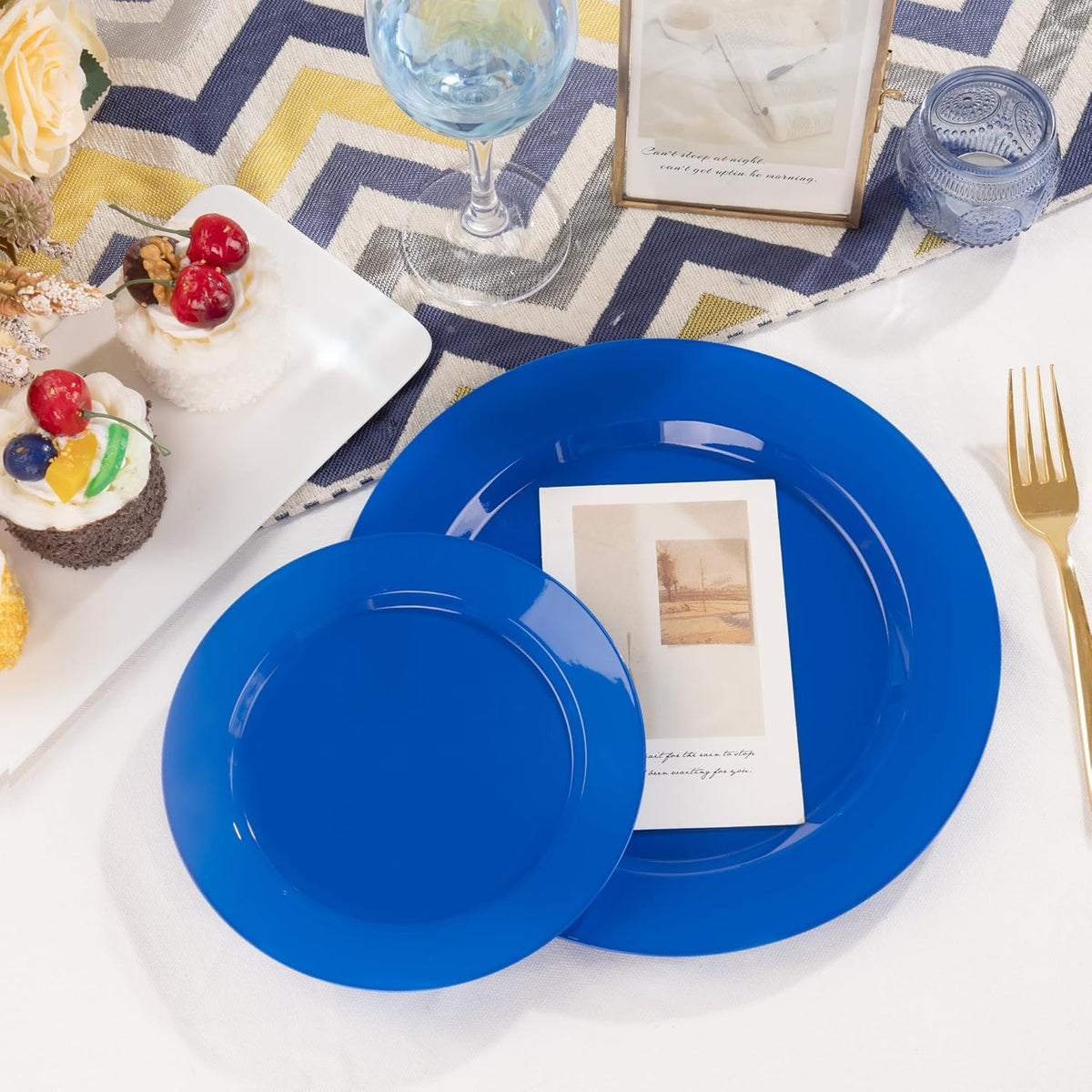 I00000 200 Pcs Blue Plastic Plates, Disposable Party Plates Include 100 Blue Dinner Plate 10’’ and 100 Plastic Dessert Plate 7’’ Perfect for Birthday, Party & Wedding