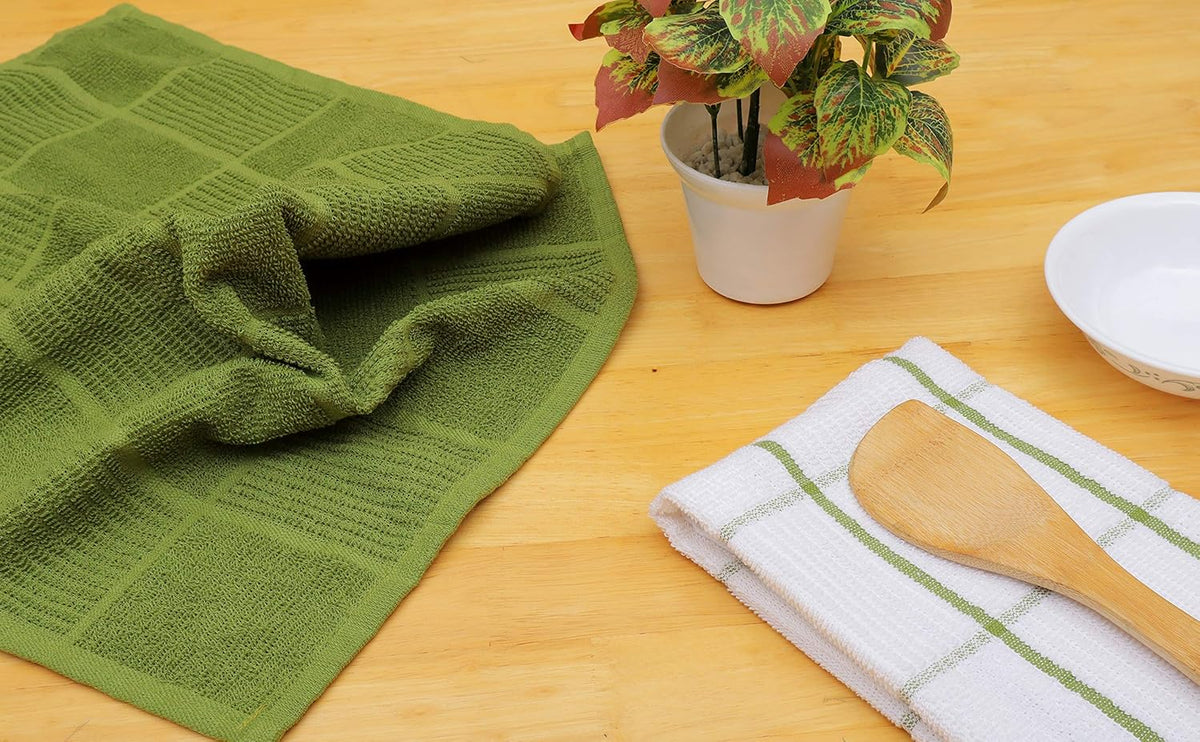 AMOUR INFINI Kitchen Towels Pack of 4 Absorbent, Quick Drying Premium Terry Cotton Dish Towel with Hanging Loop 16x28 Inch Hand & Tea Towels (Green)